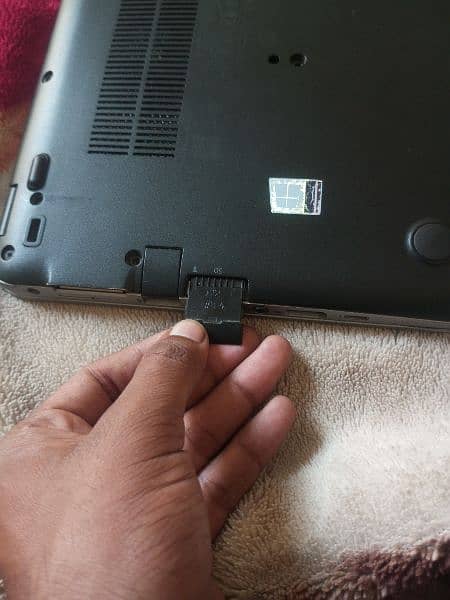 HP LAPTOP for sale ( i5 7 th generation 4