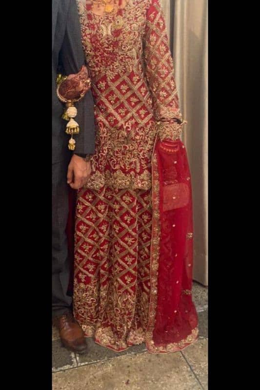 Bridal lehnga for sale 6