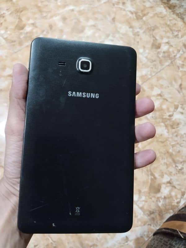 Samsung Galaxy TAB A SM T280 with box 3