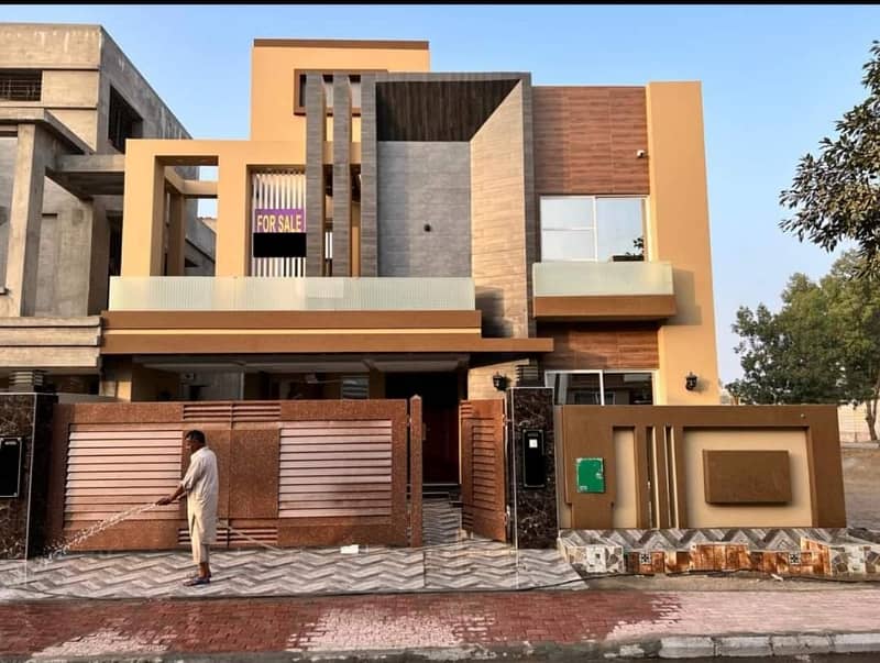 10 Marla Luxury Non Furnished Upper Portion For Rent In Bahria Town Lahore 0