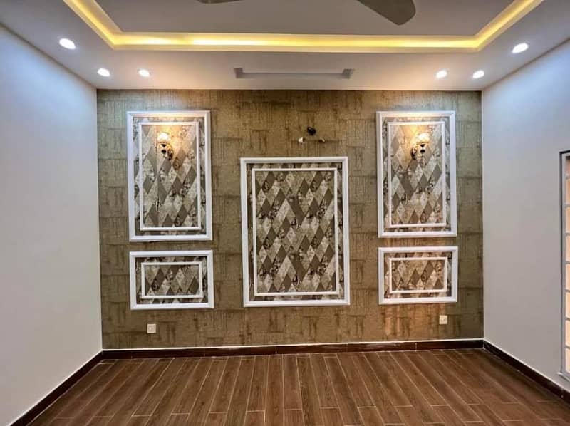 10 Marla Luxury Non Furnished Upper Portion For Rent In Bahria Town Lahore 8