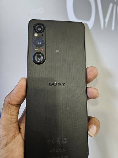 sony xperia 1 v non pta 0