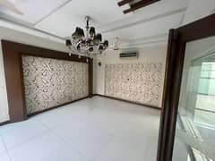 1 kanal Luxury Non Furnished House For Rent In Bahria Town lahore 0