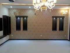 10 Marla Luxury Non Furnished Lower Portion For Rent in Bahria Town Lahore