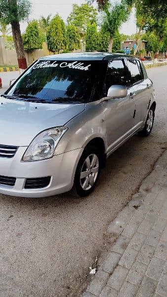 Suzuki Swift 2012 DLX1.3 ABS 1