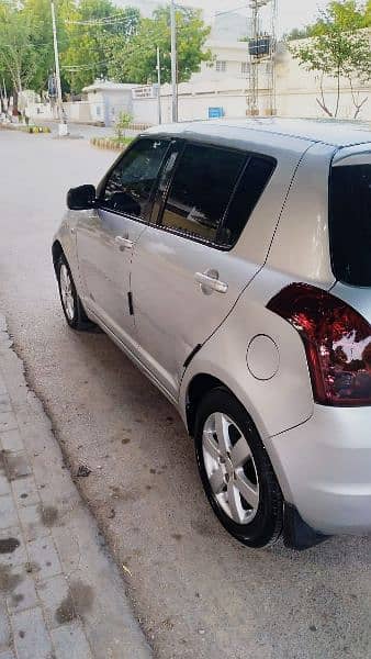 Suzuki Swift 2012 DLX1.3 ABS 4