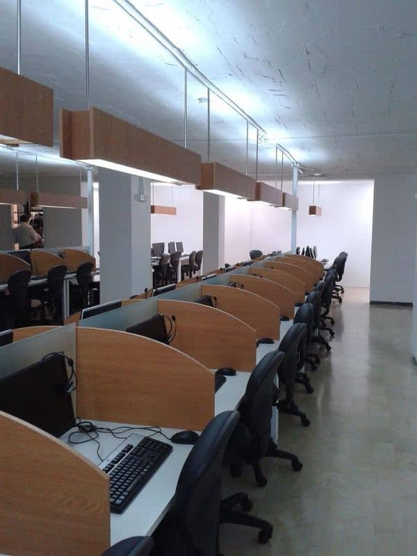 50 Seats Fully Furnished Call center Available for Rent,0333,5233555 4