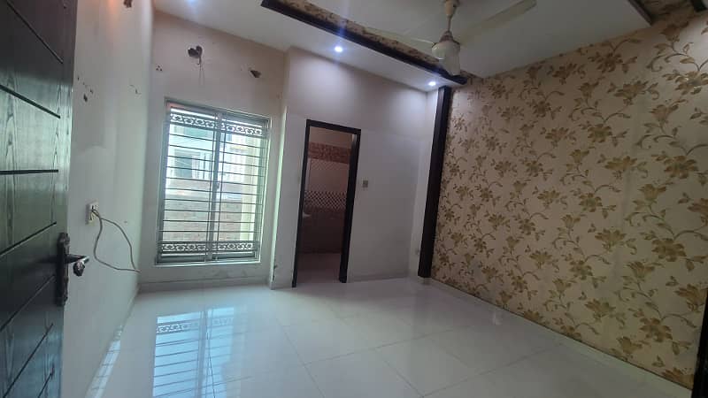 8 Marla Upper portion is up on rent At Shadab Garden 7