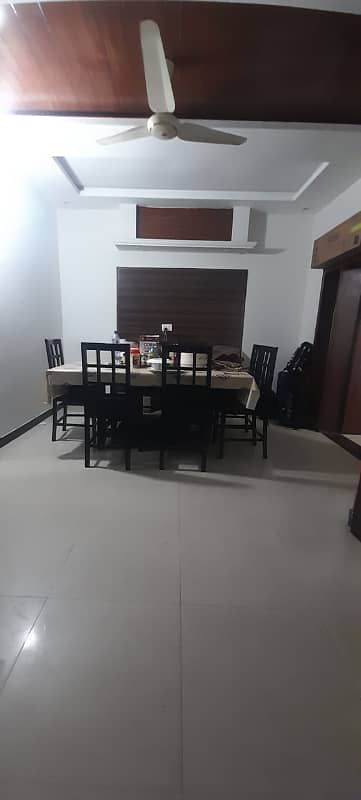 Iqbal Town : 6 Marla Upper Portion For Rent 8