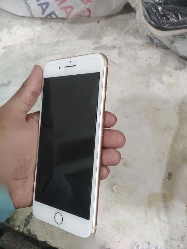 urgent sailing my I phone 8 plus sAf mobile ha no issue pta approved 13