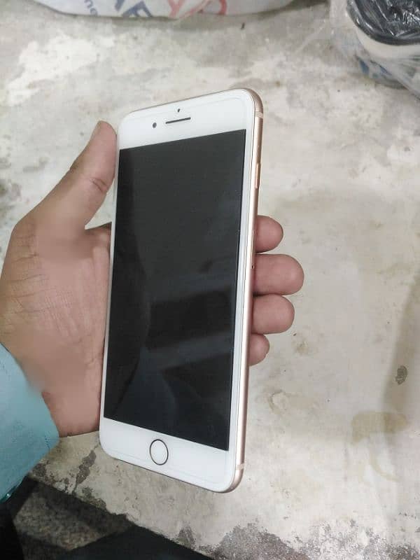 urgent sailing my I phone 8 plus sAf mobile ha no issue pta approved 16