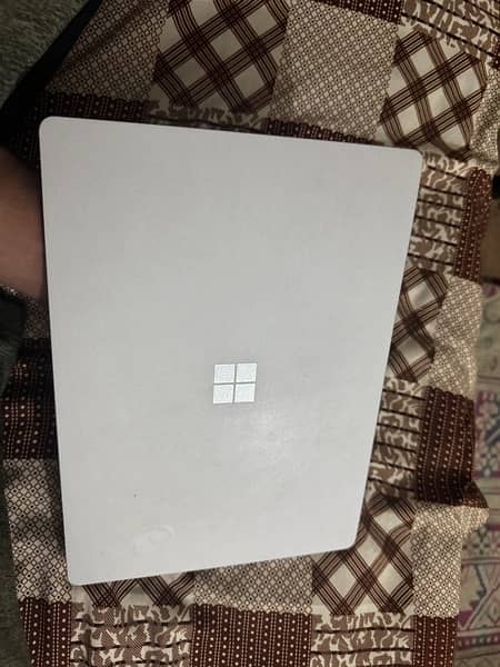 Microsoft laptop surface 2 3