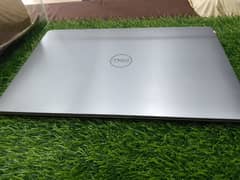 Dell Latitude 7400 0