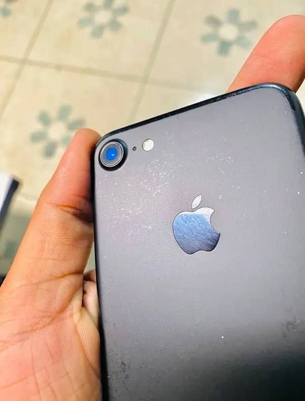 IPHONE 7/128GB PTA APPROVED 1