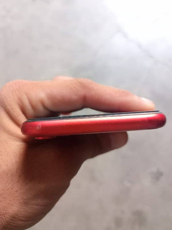 iphone xr official pta 2