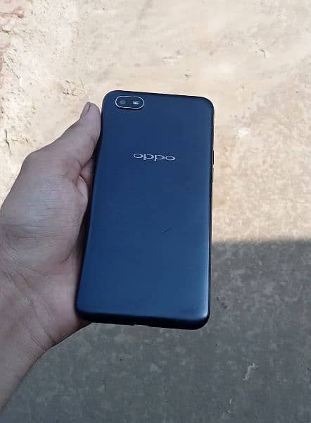 oppo a1k 2 ram 32 mamry 1