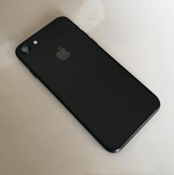 iPhone 7 128gb pta official Approved 5