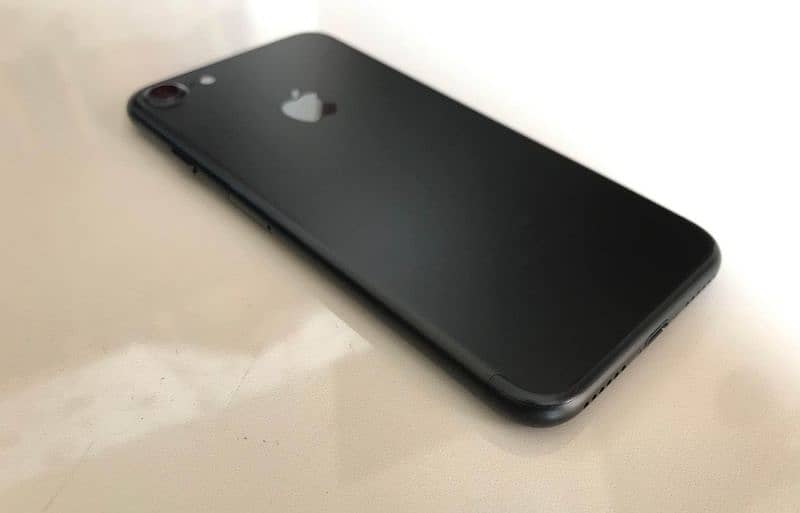 iPhone 7 128gb pta official Approved 7