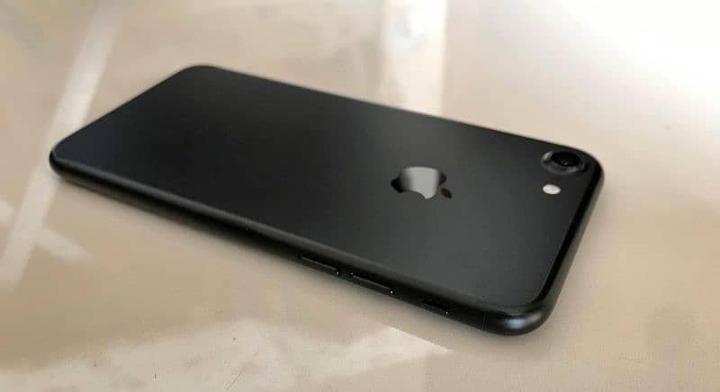 iPhone 7 128gb pta official Approved 10