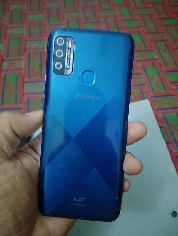 Infinix hot 9 Play 4/64 03479492575 4