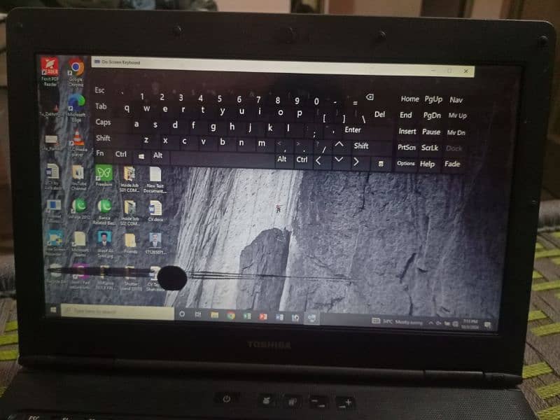 Toshiba Laptop for Sale – Intel Core i7, 4GB RAM, 500GB HDD 0