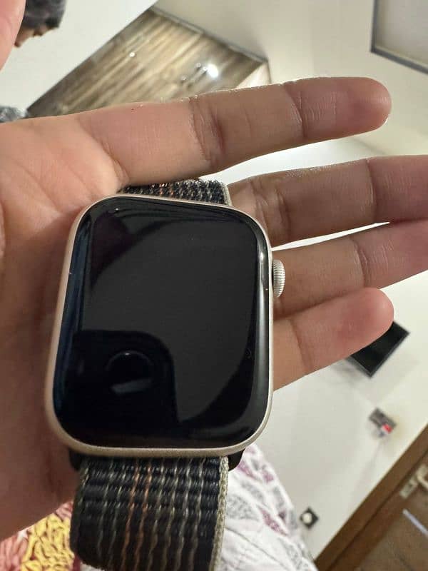 Apple Watch series 8 3