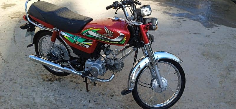 HOnda Bike CD-70 11