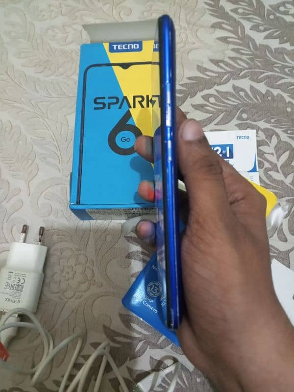 Tecno Spark 6 Go 4/64 12