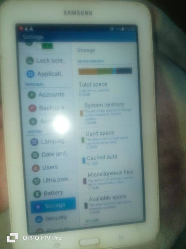 Samsung tablet good condition with cable 2