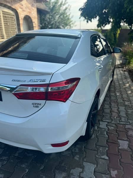 Toyota Altis Grande 2017 total genin automatic sunroof 3