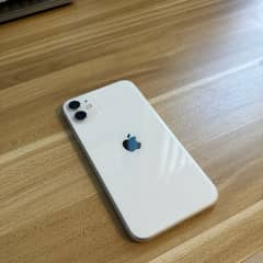 iPhone 11 non pta very good condition