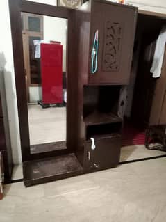 Dressing table Urgent sale 0