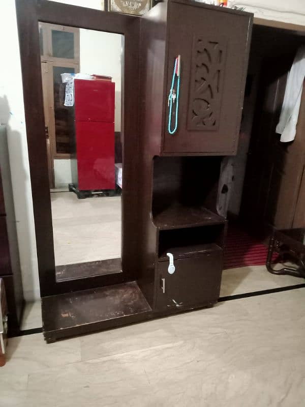 Dressing table Urgent sale 0