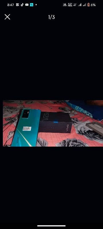 Vivo v23e 8+8/128gb in display fingerprint condition 10/10 with box 2