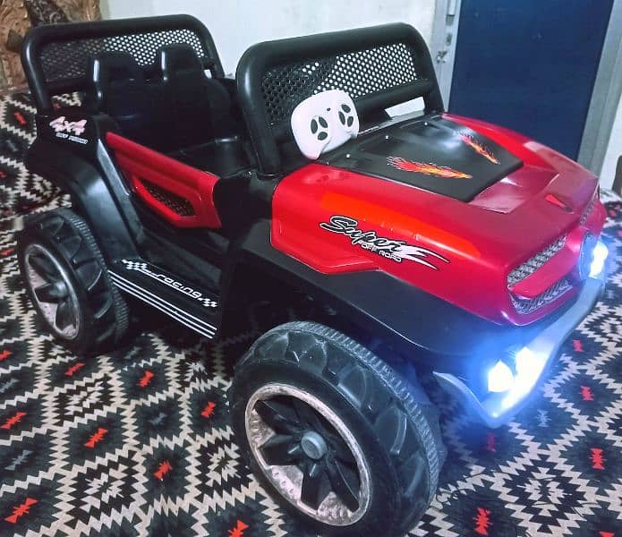 Kids Jeep car Big size with remote control,swing function,& Bluetooth 1