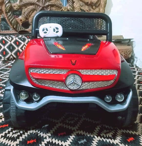 Kids Jeep car Big size with remote control,swing function,& Bluetooth 6