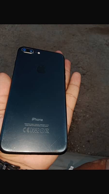 iphone 7 plus pta 128 urgnet sell 6