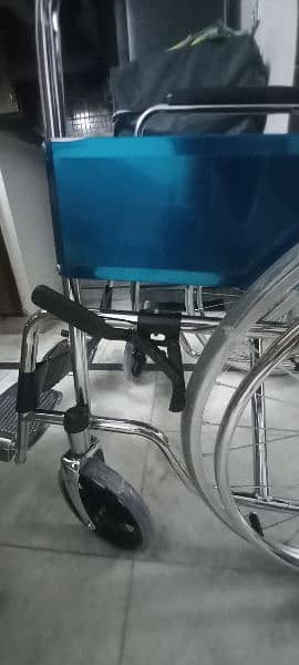 Manual Folding Wheelchair Chrome frame (BRAND NEW) 5