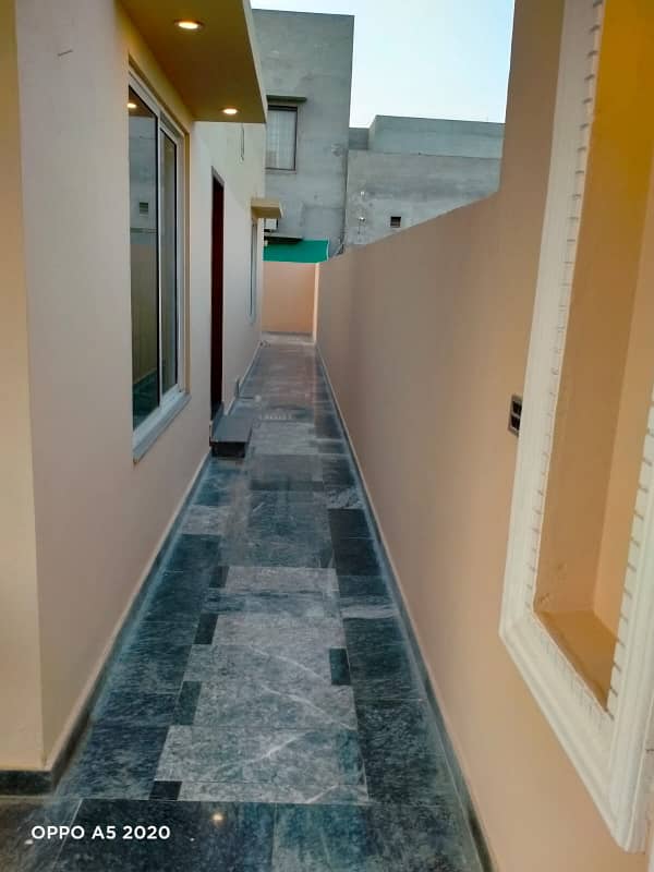 1 Kanal Single Storey House For Sale In Very Reasonable Price 3