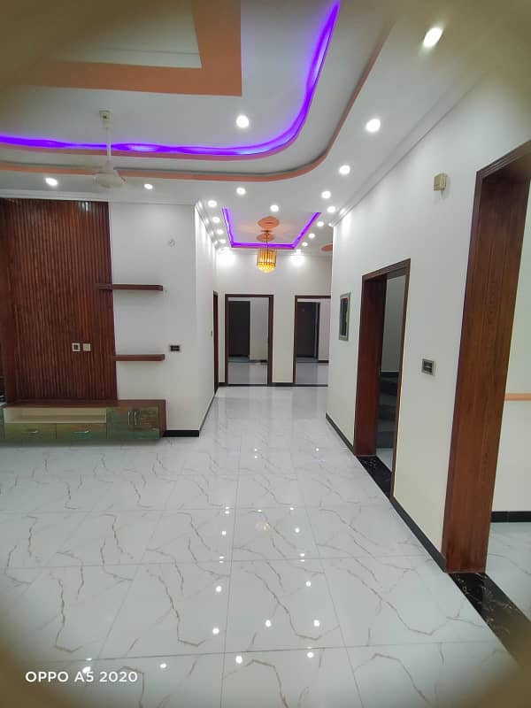 1 Kanal Single Storey House For Sale In Very Reasonable Price 22