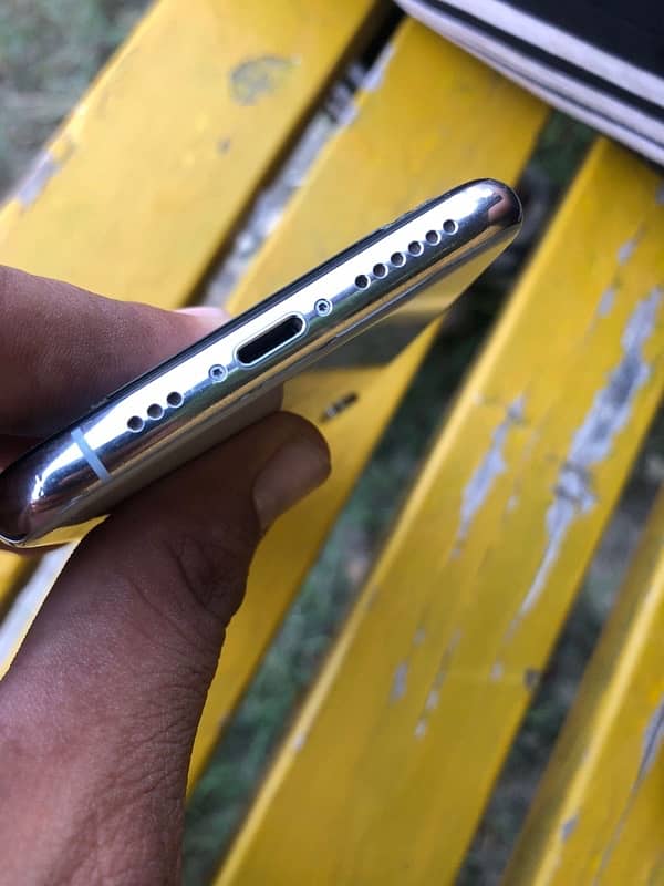 Iphone Xs PTA 2