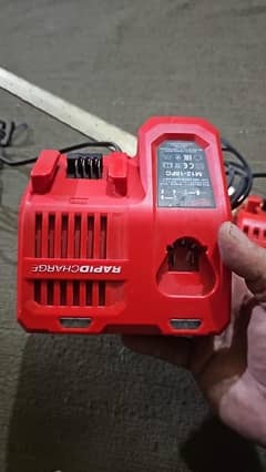 Milwaukee M18 Rapid charger