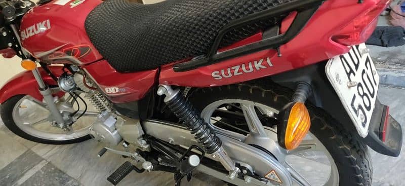 Suzuki GD-110 3