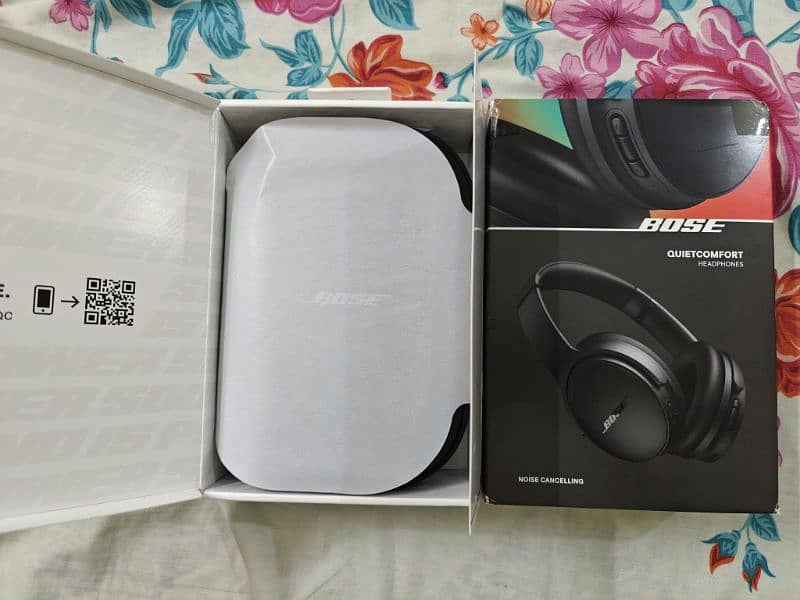 Bose QuietComfort Headphones 2024 1