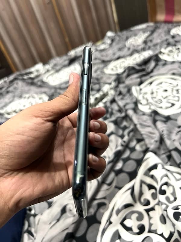 iphone 11 pro max 64gb Pta approved 1