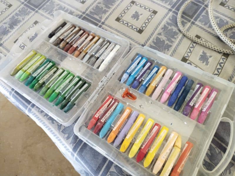 kids 36 crayons set 1