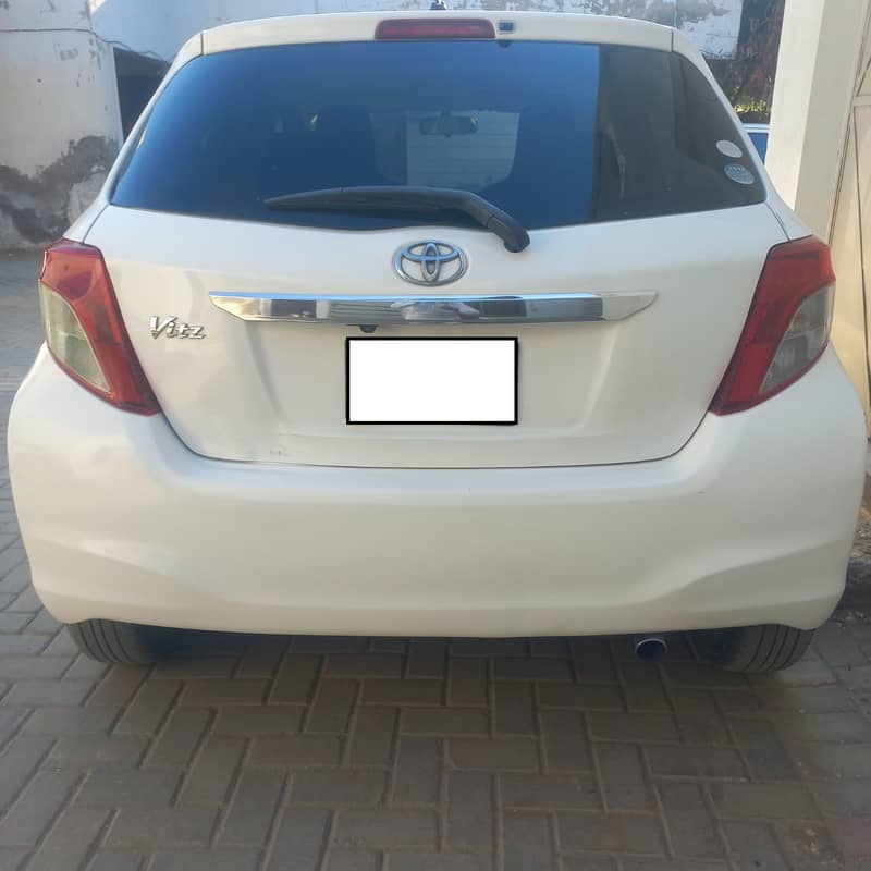 Toyota Vitz 2011/2015 12