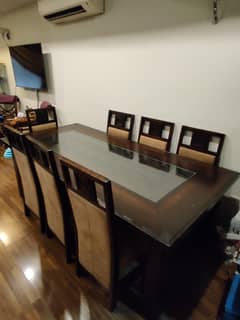 8 seater imported dining table with Ikea pure wool rug