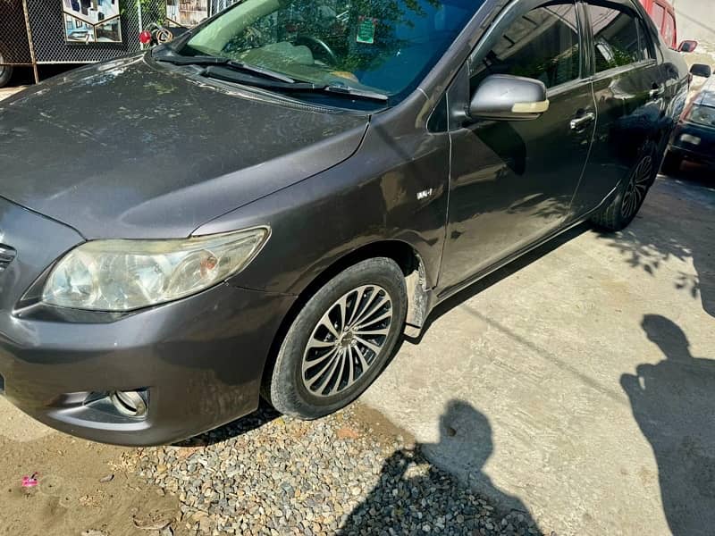 Toyota Corolla GLI 2009/10 total genin very nice car 3