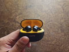 Realme T110 Airpods 0